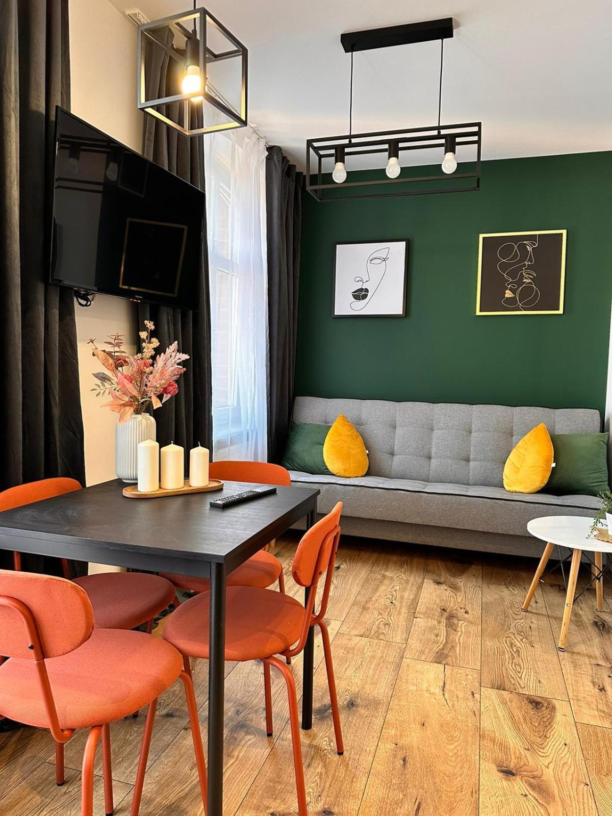 Kosciuszki Cozy Apartments Centrum คาโตวีตเซ ภายนอก รูปภาพ
