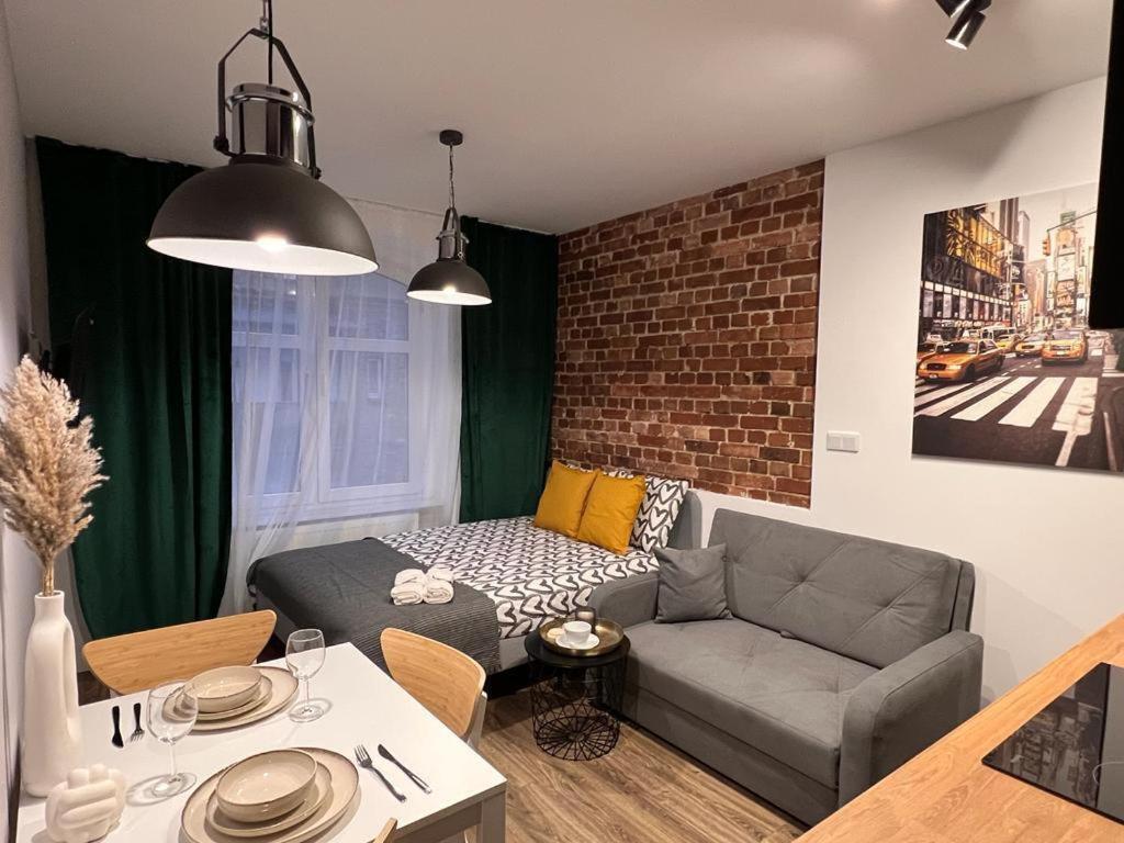 Kosciuszki Cozy Apartments Centrum คาโตวีตเซ ภายนอก รูปภาพ