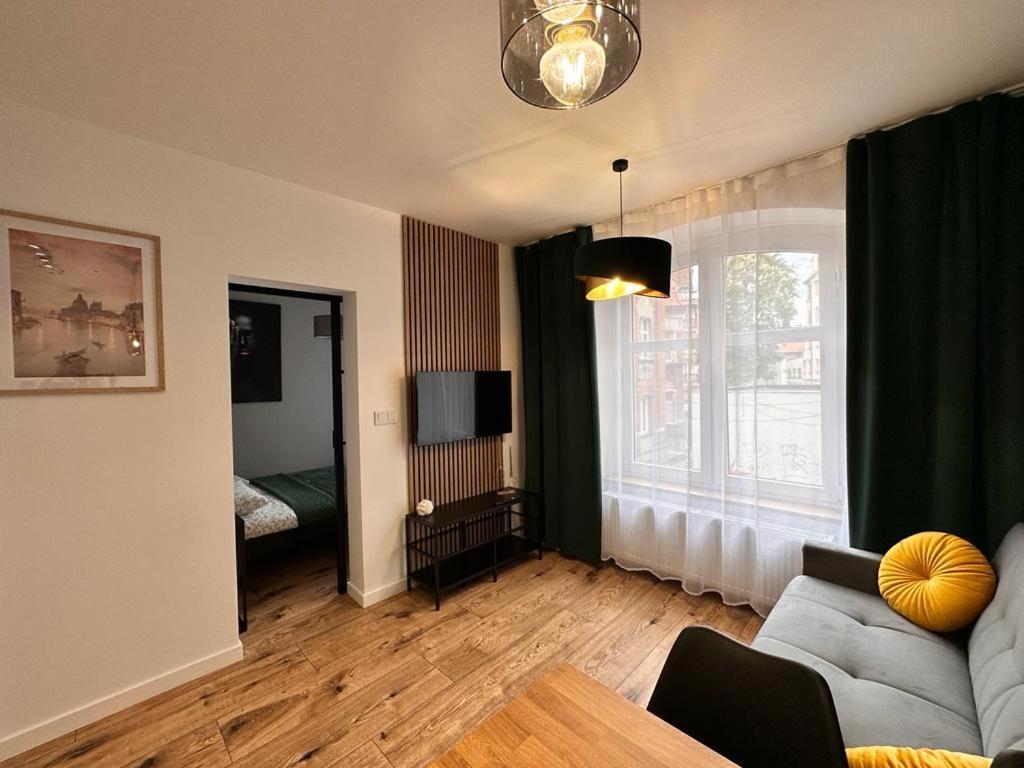 Kosciuszki Cozy Apartments Centrum คาโตวีตเซ ภายนอก รูปภาพ