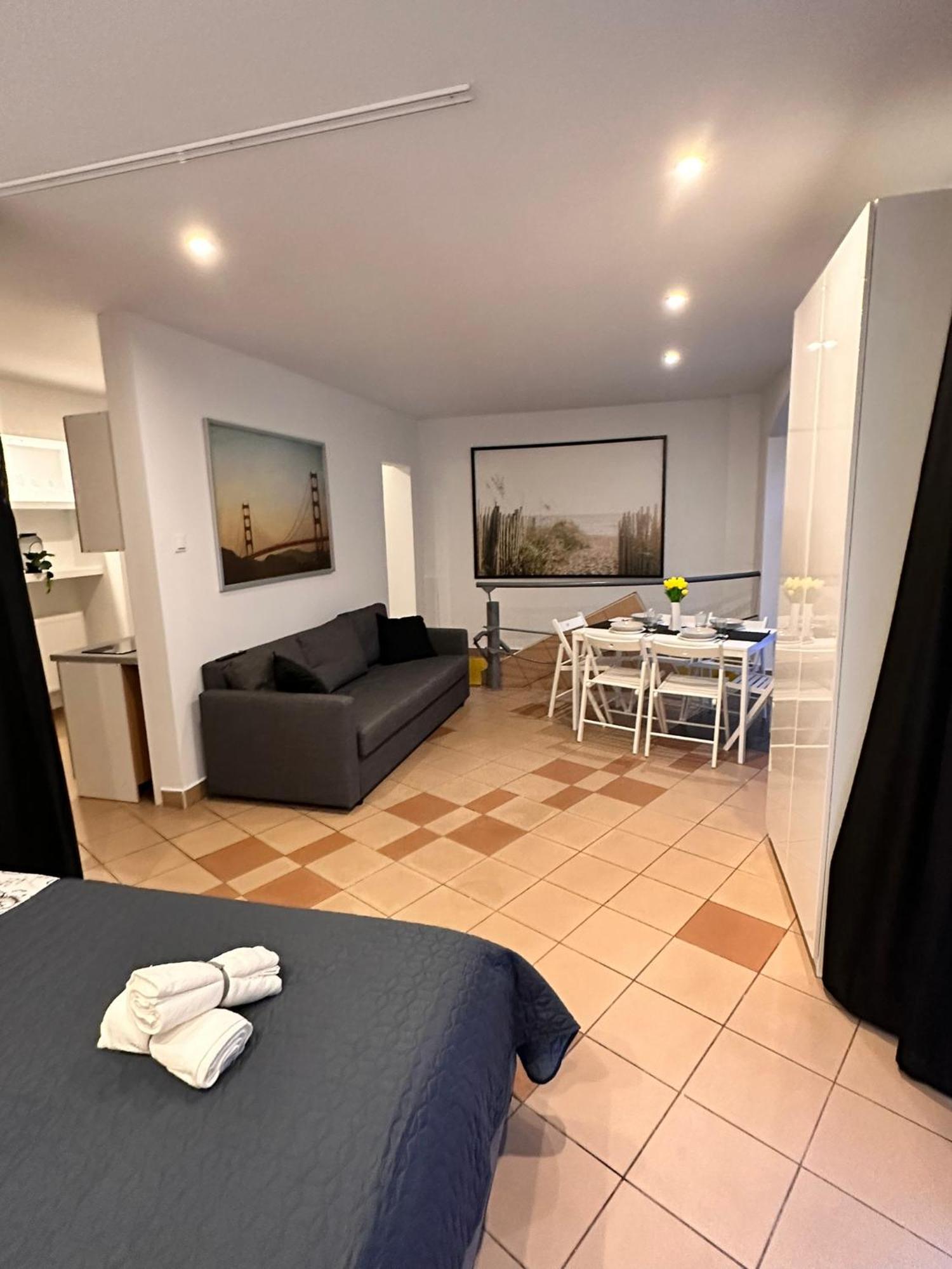 Kosciuszki Cozy Apartments Centrum คาโตวีตเซ ภายนอก รูปภาพ