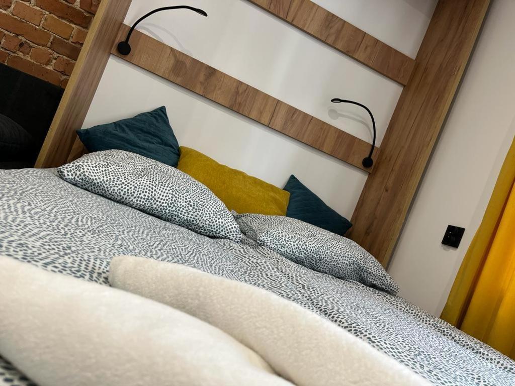Kosciuszki Cozy Apartments Centrum คาโตวีตเซ ภายนอก รูปภาพ